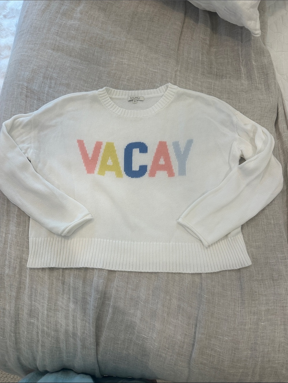 VACAY LIGHTWEIGHT SWEATER